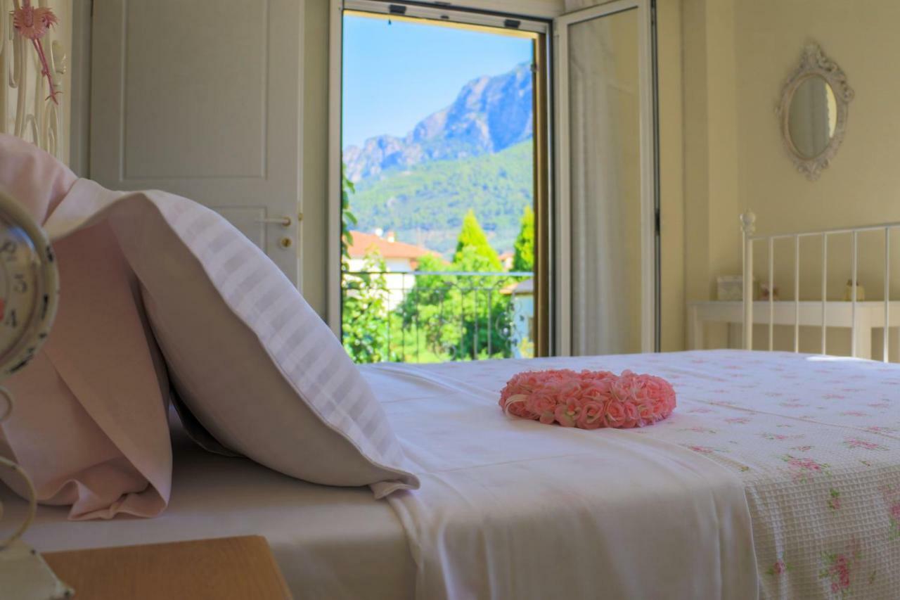 Maison Fleurs Diakopto Bagian luar foto